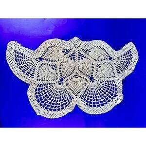 VTG Embroidered Crocheted Doily Pineapple Butterfly Lace Runner Handmade